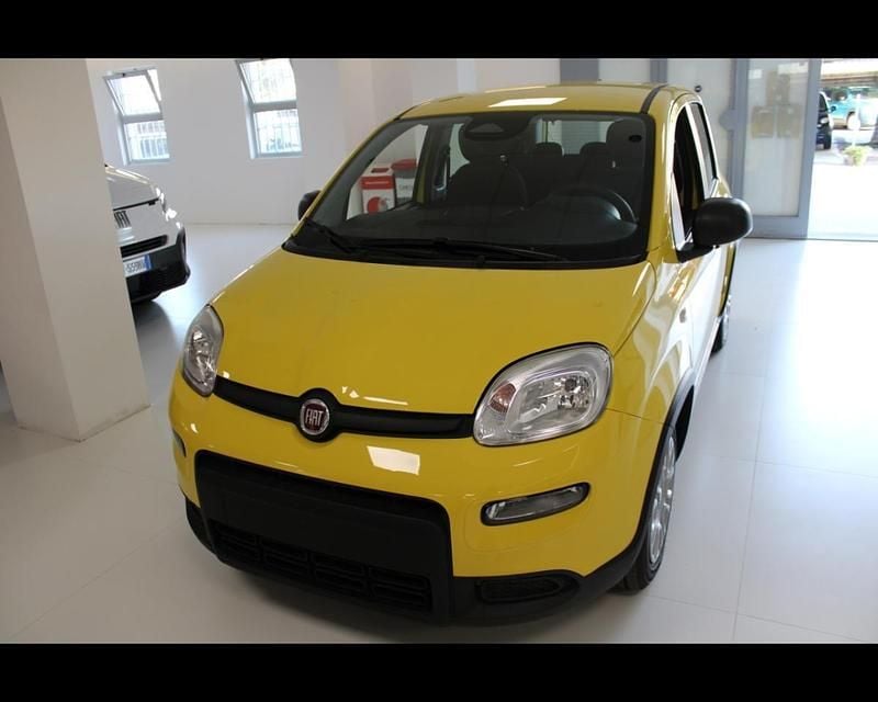 Usata Fiat Panda S 70 CV (51 kW) 2024 Giallo Utilitaria