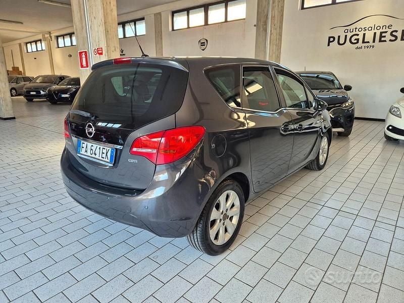 Usata Opel Meriva Cosmo 95 CV (69 kW) 2015 Grigio Monovolume