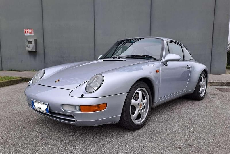 Usata Porsche 911 Carrera 272 CV (200 kW) 1994 Argento Coupé