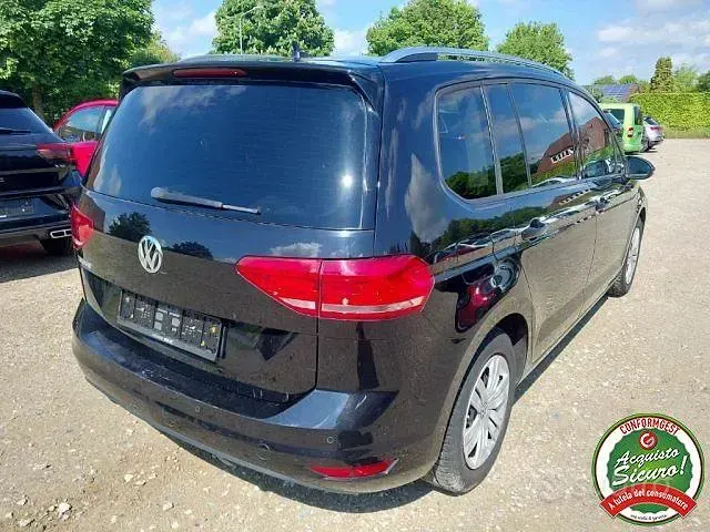 Usata VW Touran Comfortline 116 CV (85 kW) 2018 Nero Monovolume