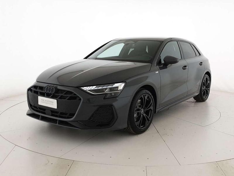 Nuova Audi A3 S-Line 204 CV (150 kW) 2026 Exclusive  nimbus grey Berlina