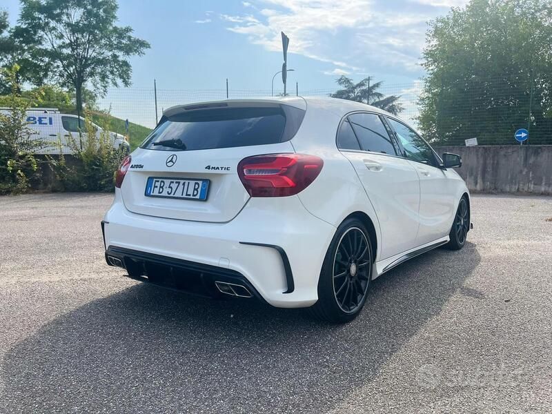 Usata Mercedes A200 Premium 136 CV (100 kW) 2015 Bianco Berlina