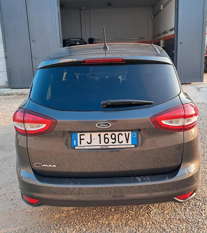 Usata Ford C-MAX Titanium S 120 CV (88 kW) 2017 Grigio Monovolume