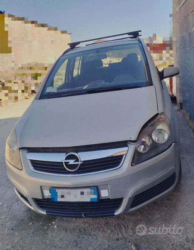 Usata Opel Zafira 115 CV (84 kW) 2006 Monovolume