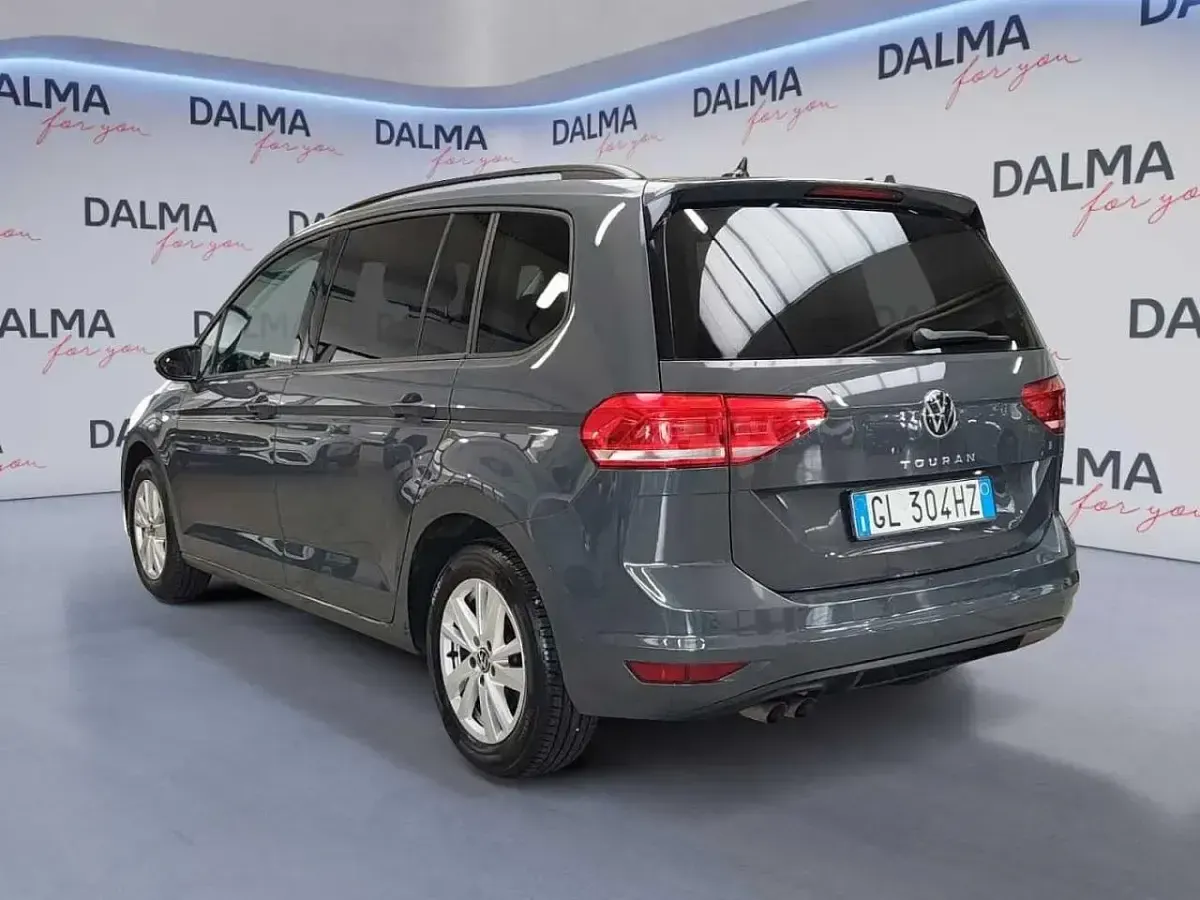 Usata VW Touran Business 150 CV (110 kW) 2022 Grigio Monovolume