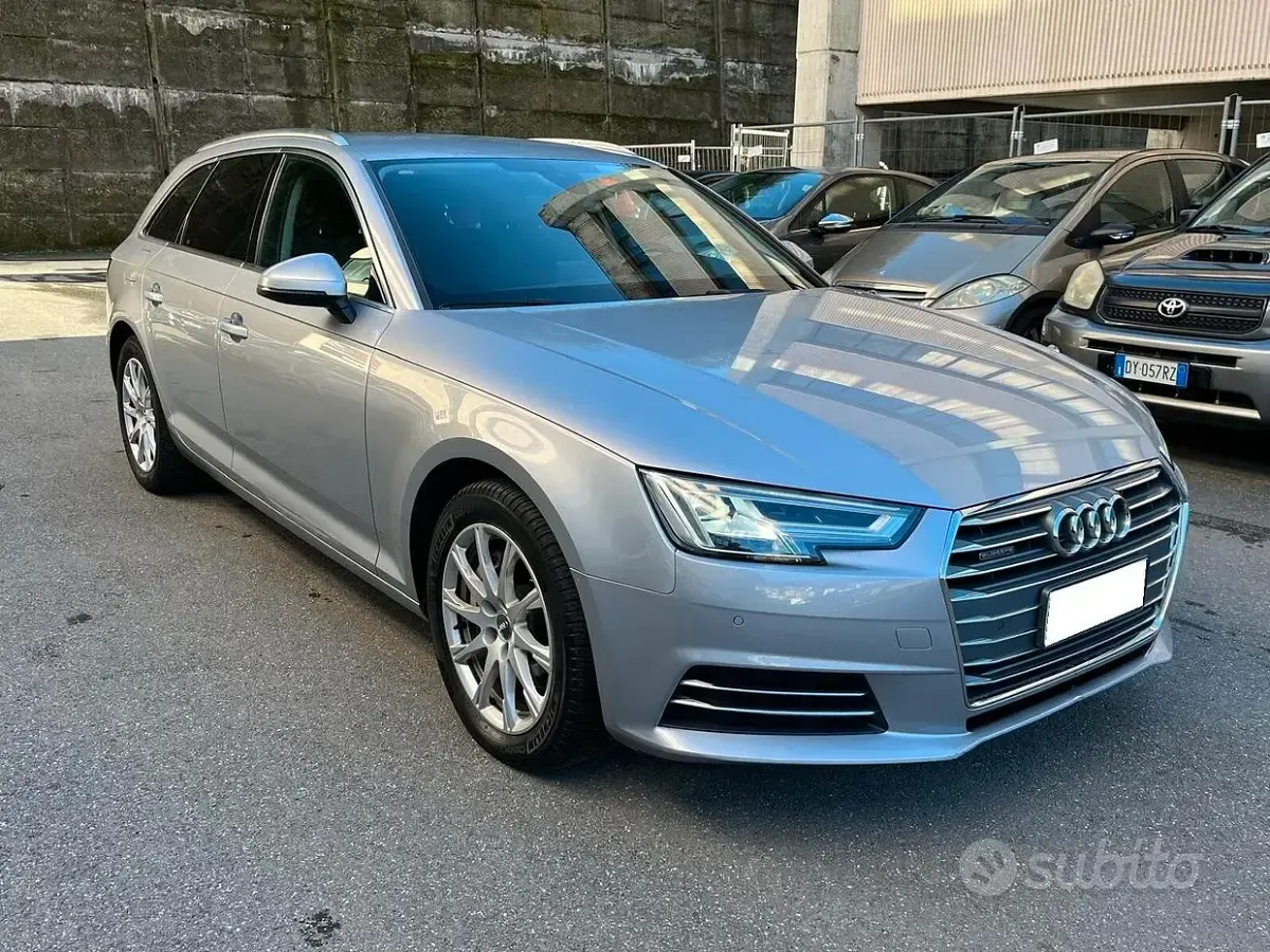 Usata Audi A4 Sport 190 CV (139 kW) 2018 Grigio Station wagon