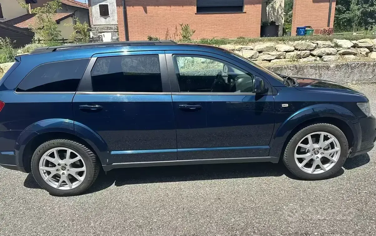 Usata Fiat Freemont Urban 140 CV (102 kW) 2014 Bluazzurro SUV