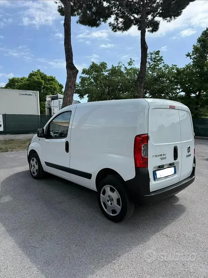 Usata Fiat Fiorino 77 CV (56 kW) 2018 Bianco Monovolume