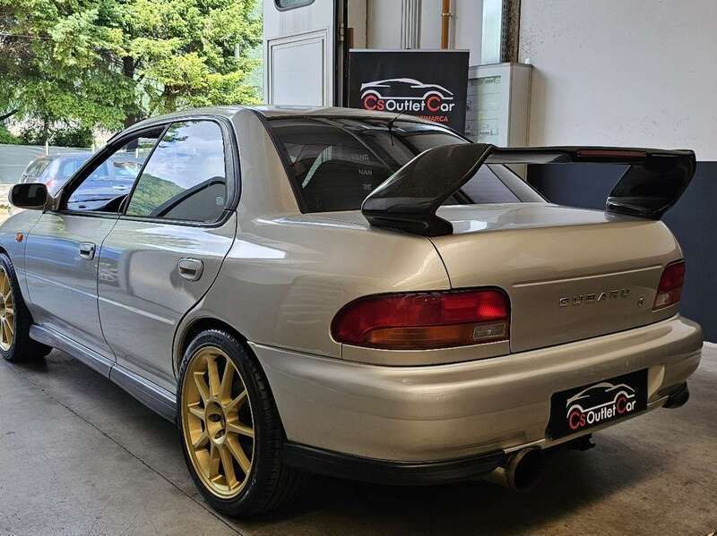 Usata Subaru Impreza GT 211 CV (155 kW) 1999 Grigio Berlina
