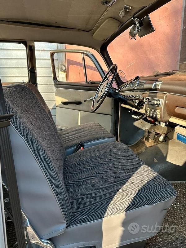 Usata Mercedes C180 1990 Grigio Cabrio