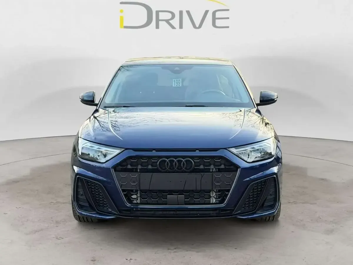 Usata Audi A1 116 CV (85 kW) 2025 Blu/azzurro SUV