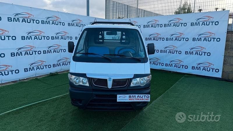 Usata Piaggio Porter 64 CV (47 kW) 2012 Bianco Berlina