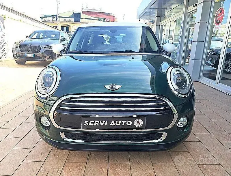 Usata Mini Cooper D Business 116 CV (85 kW) 2018 Verde Utilitaria