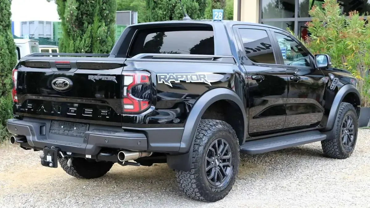 Usata Ford Ranger Raptor 292 CV (214 kW) 2023 Nero metallizzato Pick-up