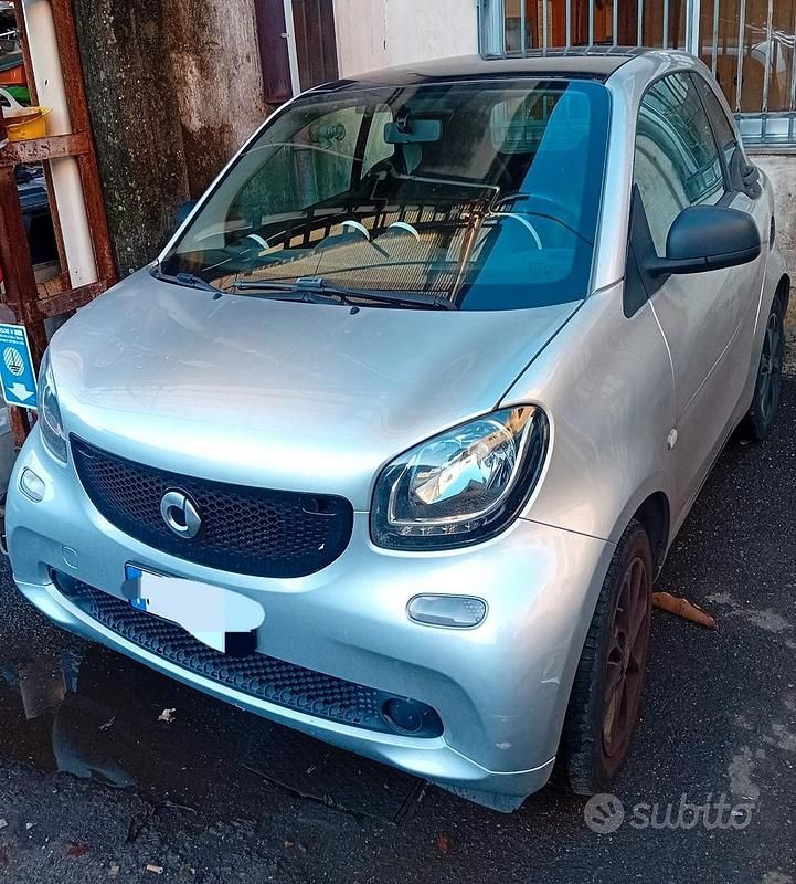 Grigio Usata 2015 Smart ForTwo Coupé Coupé | 9200 € - Immagine 1/4
