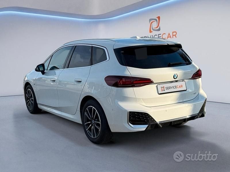 Usata BMW 218 M Sport 156 CV (114 kW) 2023 Bianco Station wagon