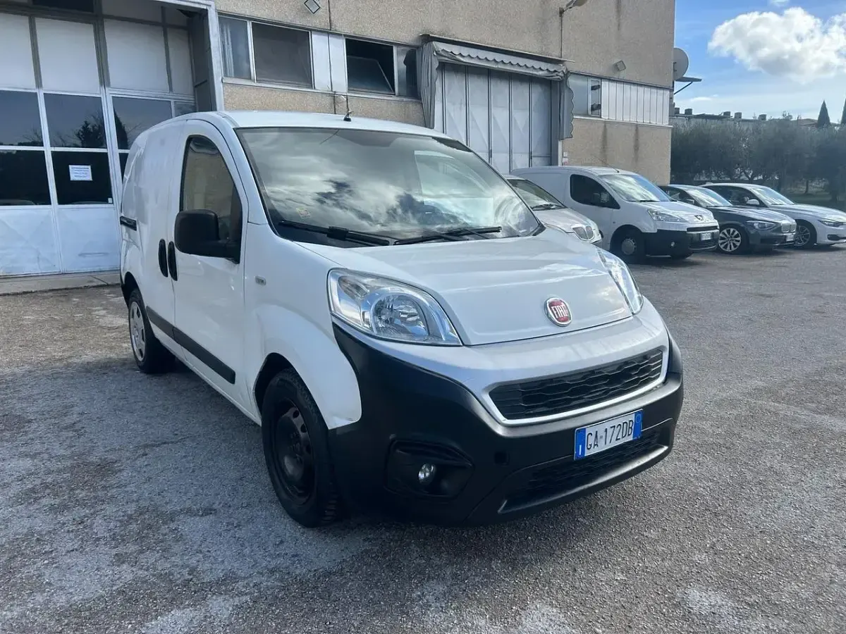 Usata Fiat Fiorino 95 CV (69 kW) 2020 Bianco Monovolume