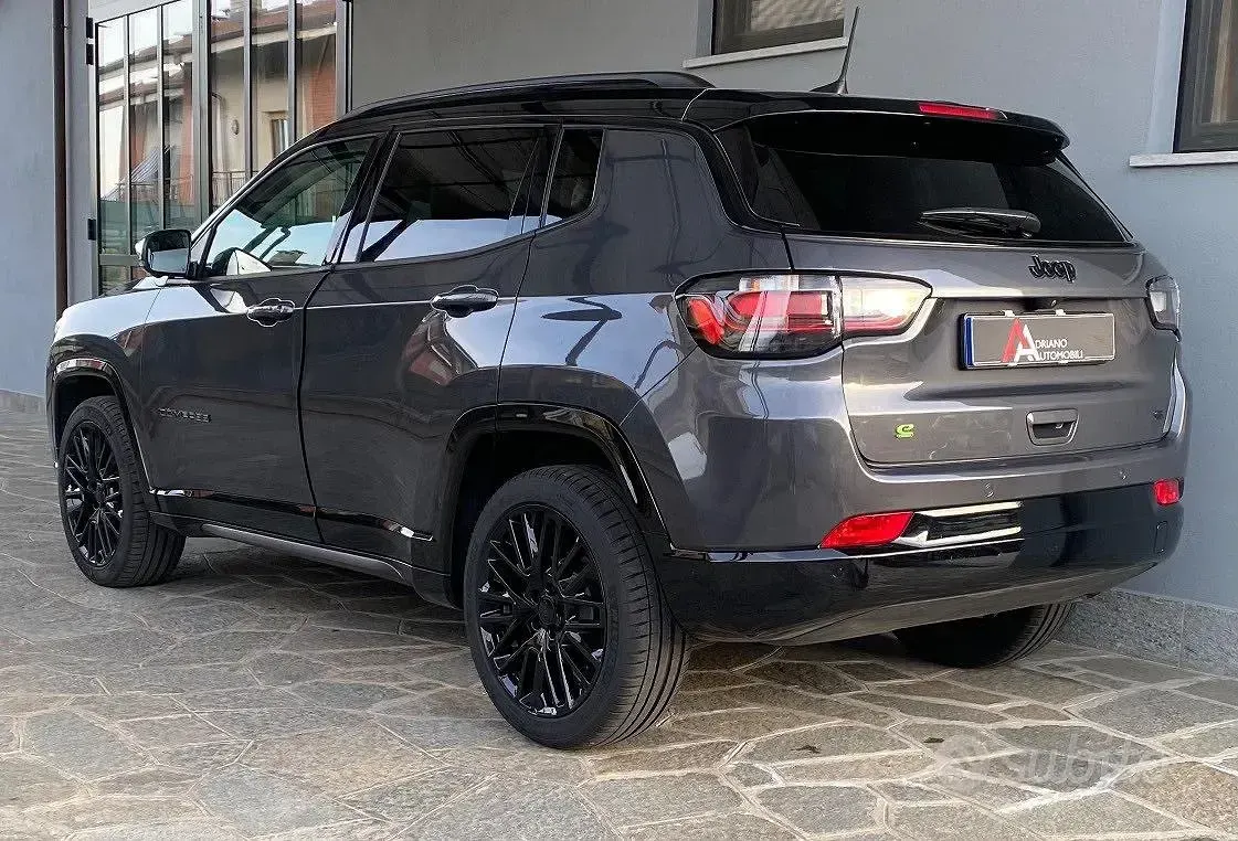 Occasion Jeep Compass 131 ch (96 kW) 2024 Noir SUV