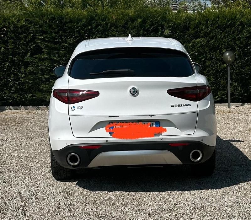 Brugt Alfa Romeo Stelvio 210 HK (154 kW) 2017 Hvid SUV