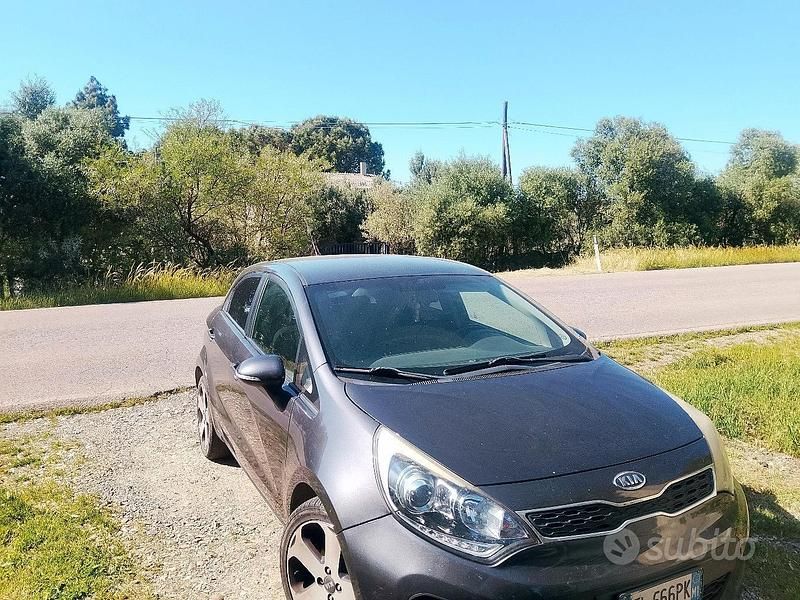 Usata Kia Rio 110 CV (80 kW) 2012 Berlina