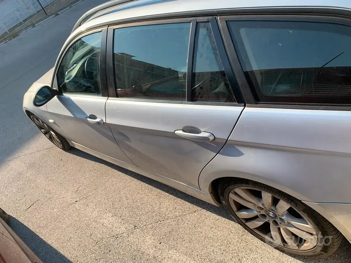 Usata BMW 320 163 CV (119 kW) 2005 Grigio Station wagon