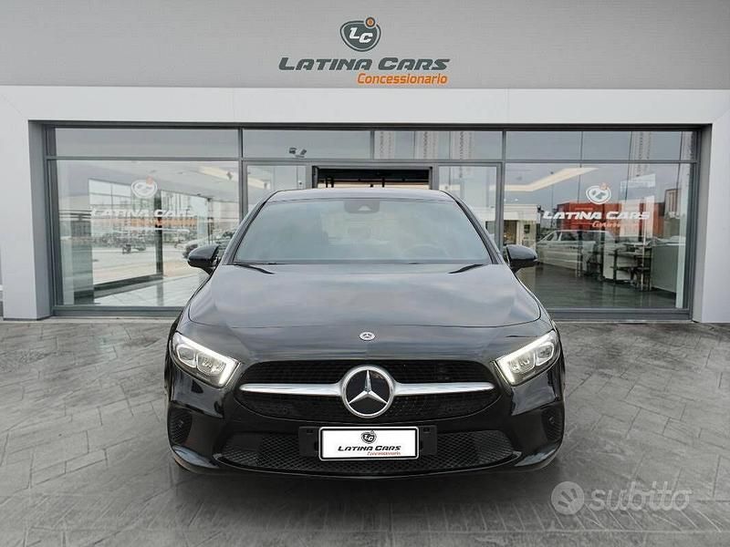 Usata Mercedes A180 Business 116 CV (85 kW) 2022 Nero Berlina