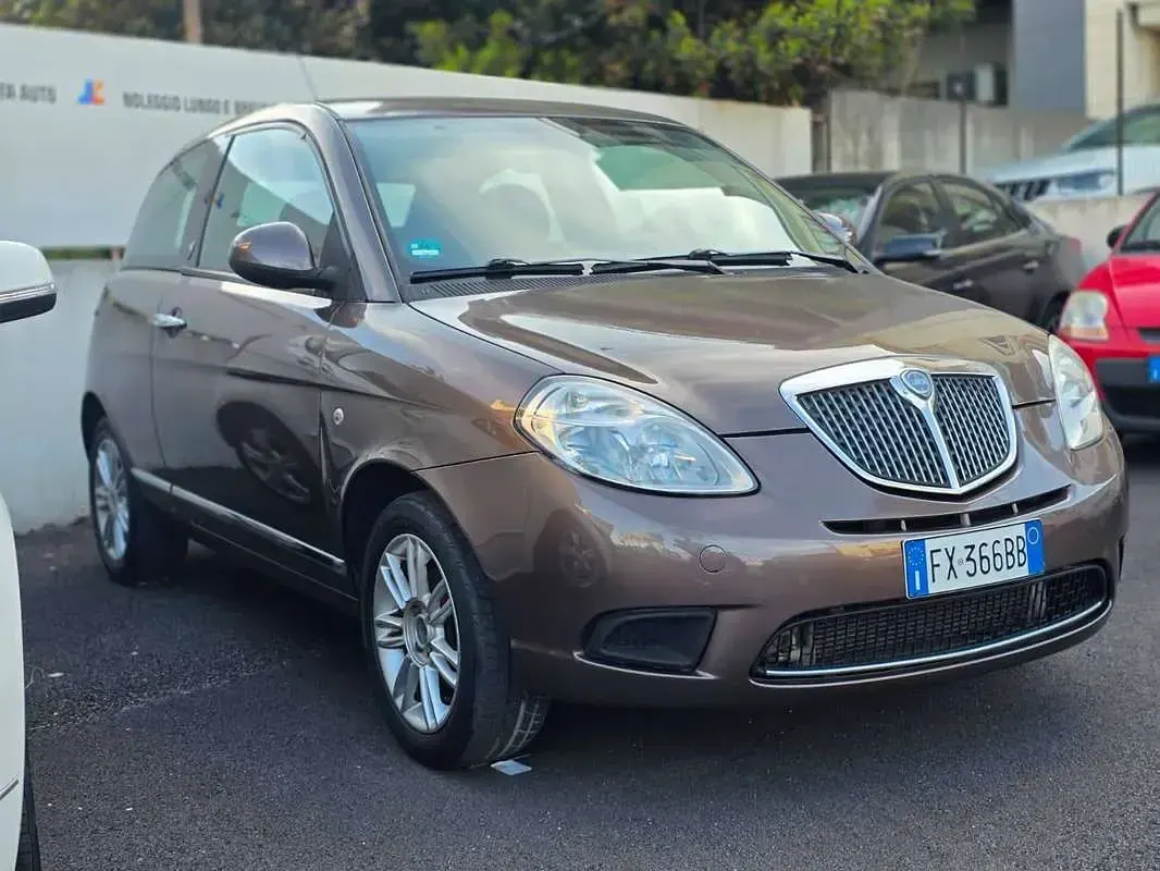 Usata Lancia Ypsilon 77 CV (56 kW) 2009 Utilitaria