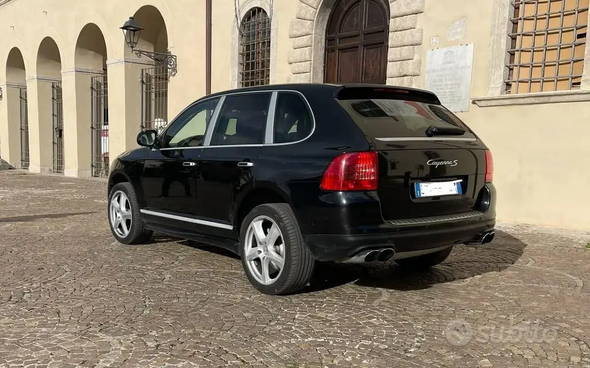 Usata Porsche Cayenne S 340 CV (250 kW) 2005 SUV