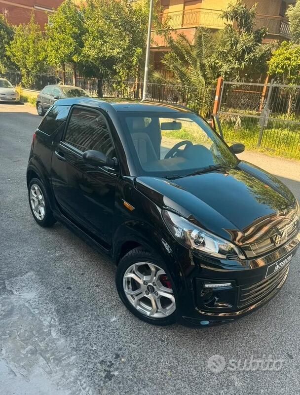 Usata Ligier JS50 2022 Nero Utilitaria