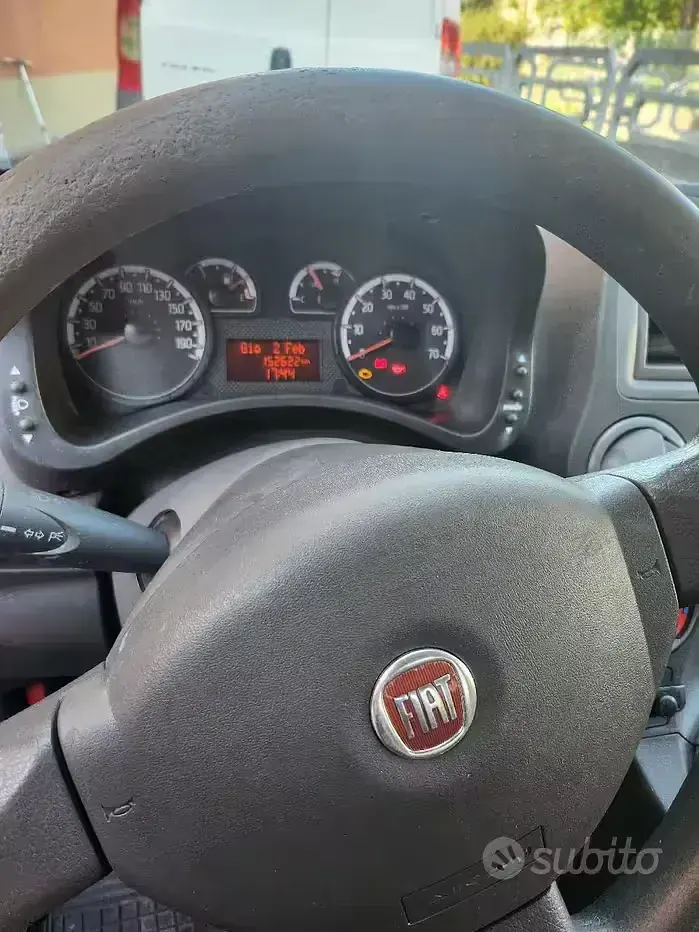 Usata Fiat Panda 75 CV (55 kW) 2010 Rosso Utilitaria