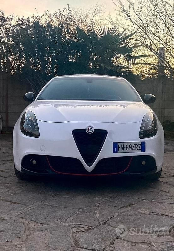 Usata Alfa Romeo Giulietta 2019 Bianco Coupé