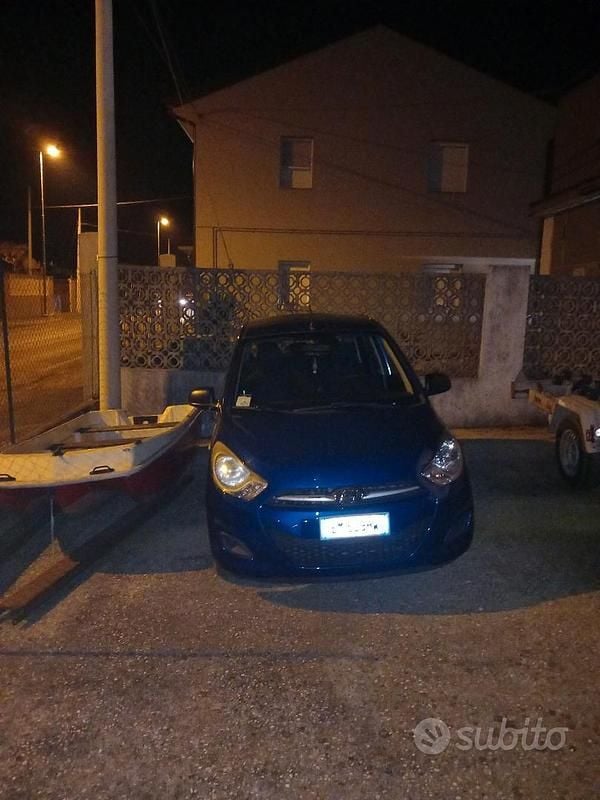 Usata Hyundai i10 2008 Blu Utilitaria