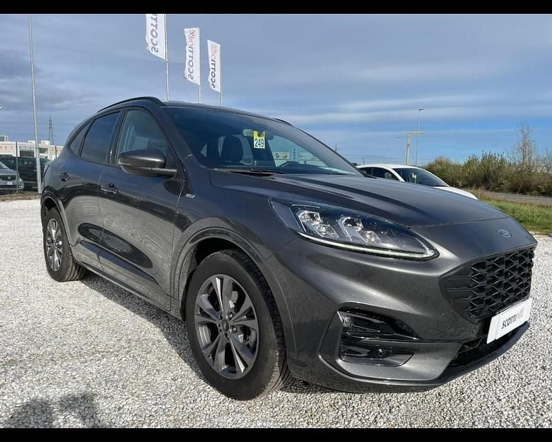 Usata Ford Kuga ST-Line X 152 CV (111 kW) 2022 Grigio SUV
