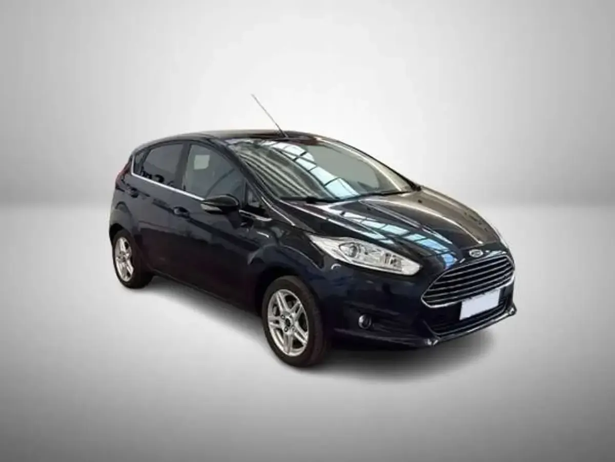 Usata Ford Fiesta Titanium 80 CV (58 kW) 2013 Nero Berlina