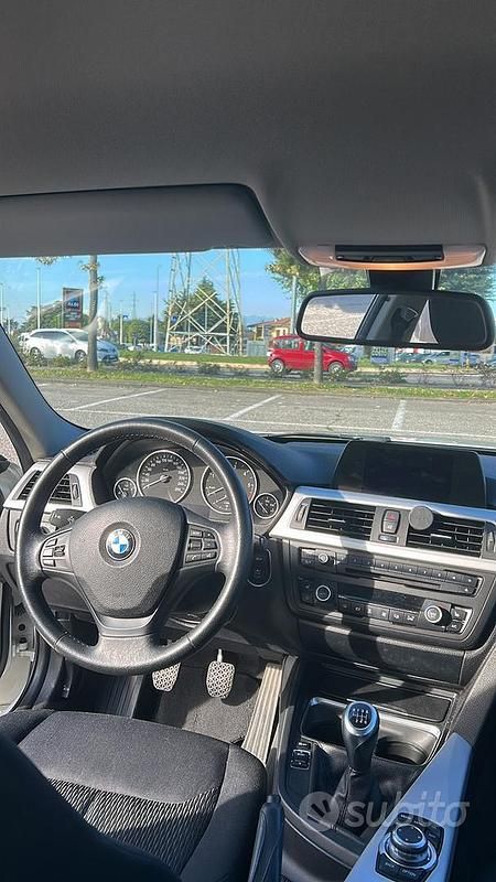 Usata BMW 318 143 CV (105 kW) 2013 Bianco Berlina