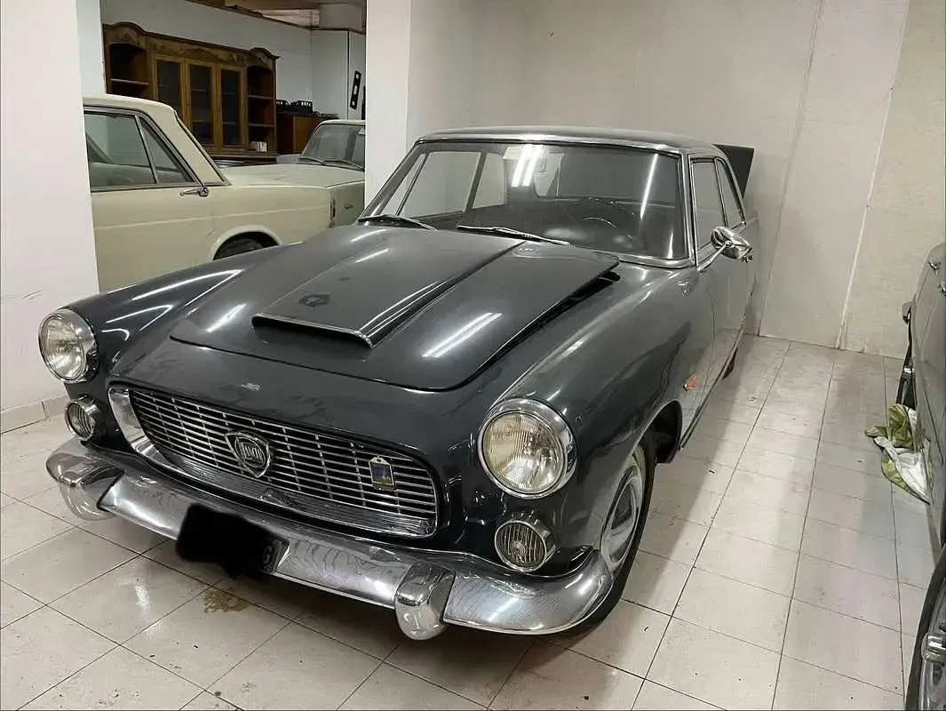 Usata Lancia Flaminia 150 CV (110 kW) 1966 Grigio Coupé