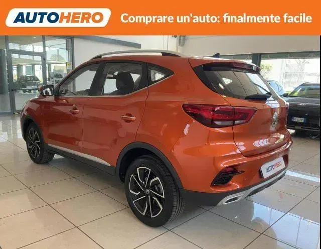 Usata MG ZS Luxury 111 CV (81 kW) 2024 Arancione SUV