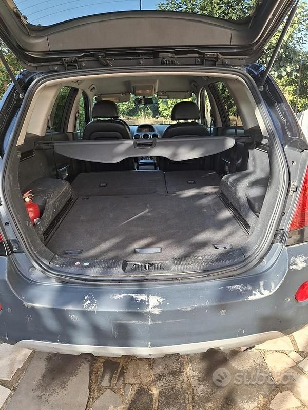 Usata Opel Antara 150 CV (110 kW) 2009 Nero SUV