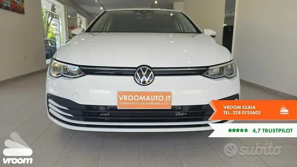 Usata VW Golf VIII Life 110 CV (80 kW) 2021 Berlina