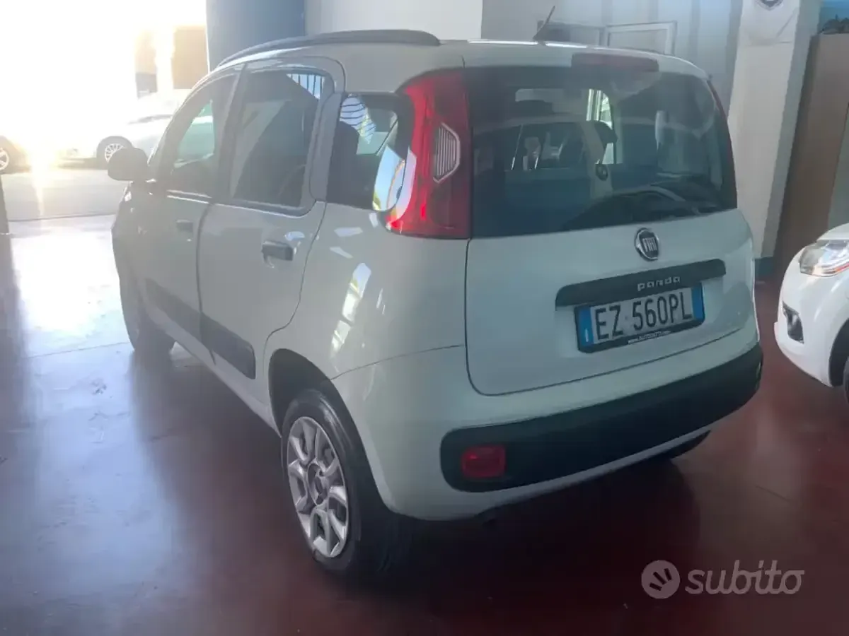 Usata Fiat Panda Easy 80 CV (58 kW) 2015 Bianco Utilitaria