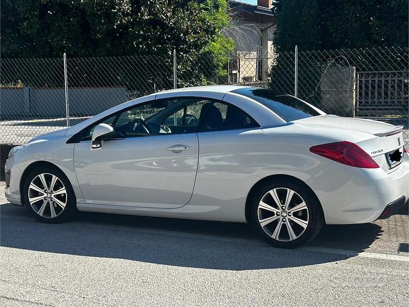 Bianco Usata 2013 Peugeot 308 CC Cabrio | 7500 € - Immagine 1/4