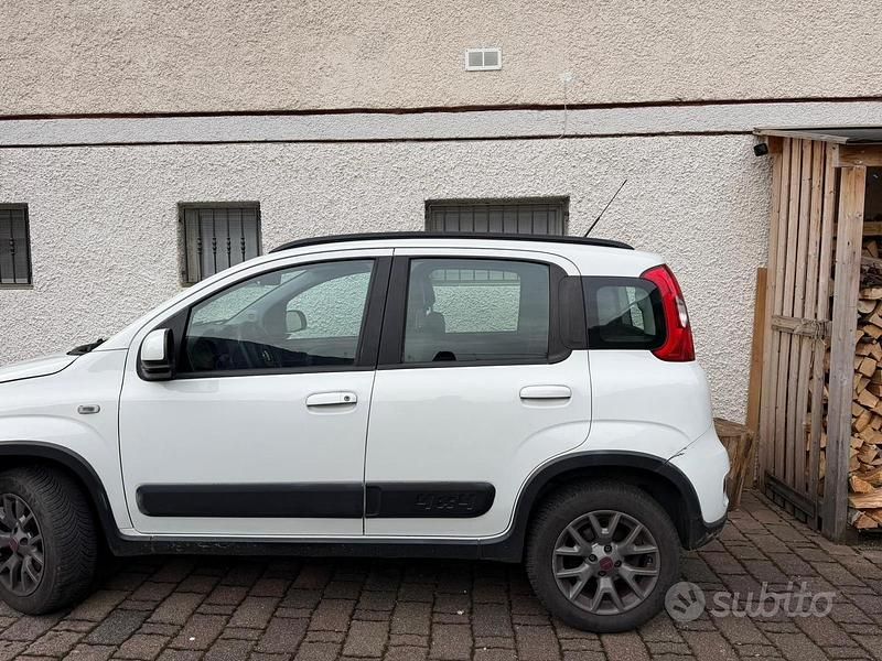 Usata Fiat Panda 4x4 85 CV (62 kW) 2016 Bianco Utilitaria