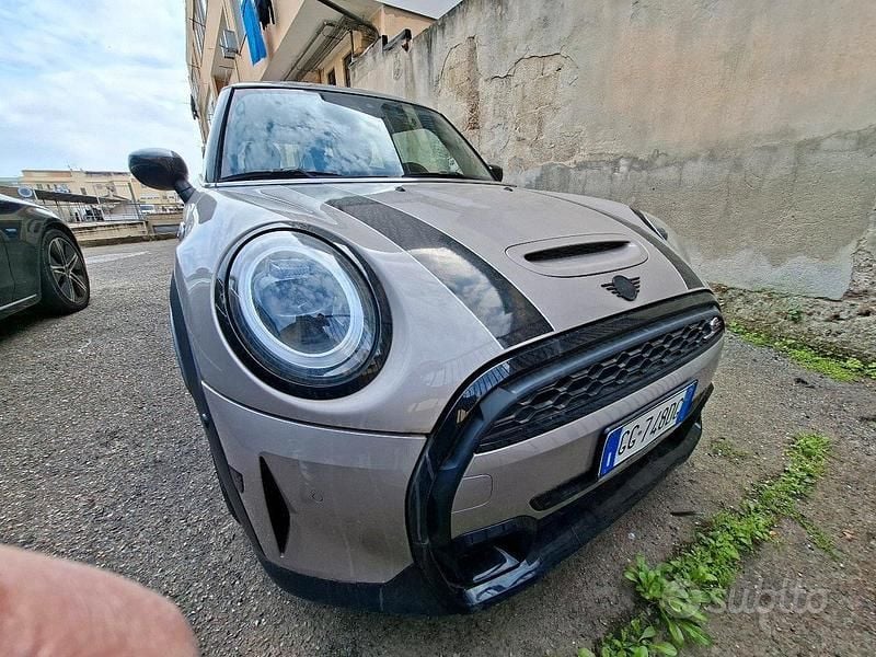 Usata Mini Cooper S 173 CV (127 kW) 2021 Grigio Utilitaria