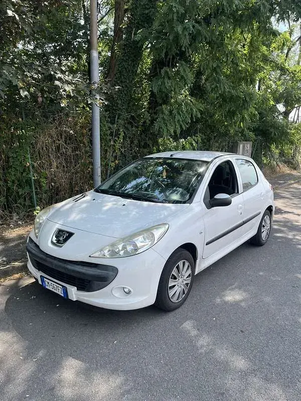 Usata Peugeot 206 60 CV (44 kW) 2012 Bianco Berlina