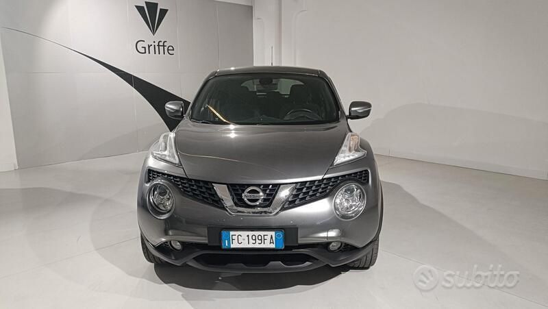 Usata Nissan Juke Tekna 110 CV (80 kW) 2016 Grigio SUV