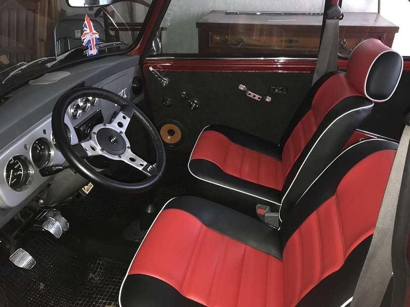 Usata Mini 1300 63 CV (46 kW) 1990 Utilitaria