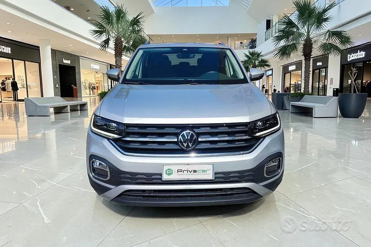 Usata VW T-Cross Advance 110 CV (80 kW) 2022 Grigio SUV