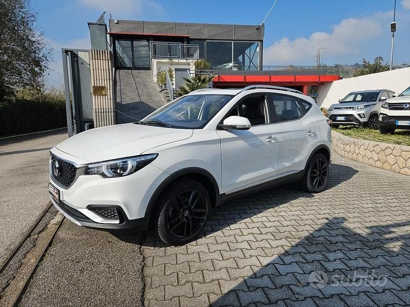 Usata MG ZS Exclusive 114 kW (156 CV) 2021 Bianco SUV