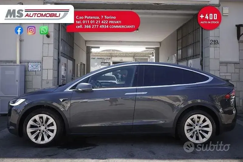 Usata Tesla Model X 158 kW (215 CV) 2017 Grigio SUV