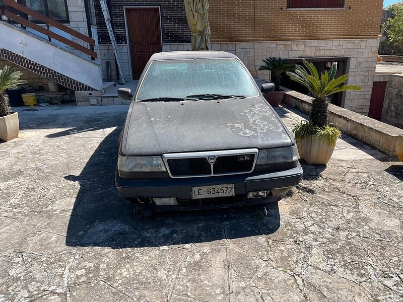 Käytetty Lancia Thema 147 HP (108 kW) 1991 Sedan